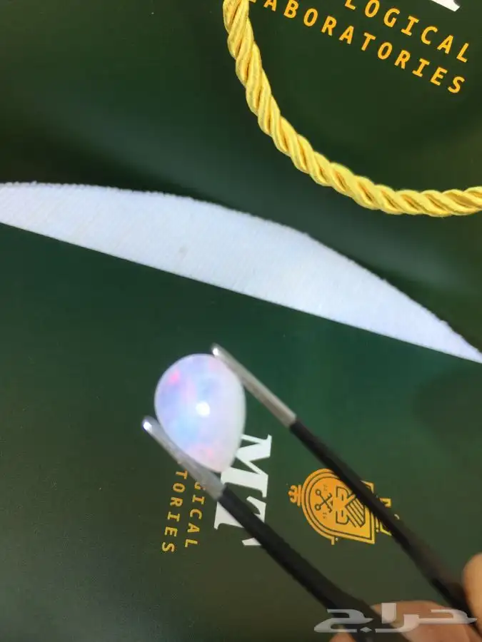حجر أوبال كريم أبيض طبيعي - جوهرة أوبال - Opal 12