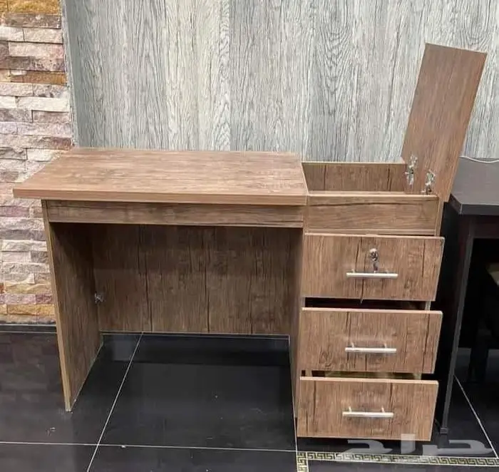 عمل جميع الديكورات الخشبيه 36