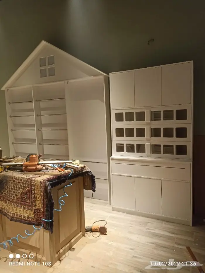 عمل جميع الديكورات الخشبيه 10