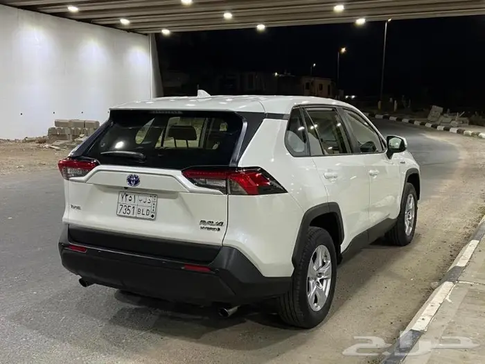 تويوتا راف فور 2500 ( 2021 )شبيه الزيرو مباع 10