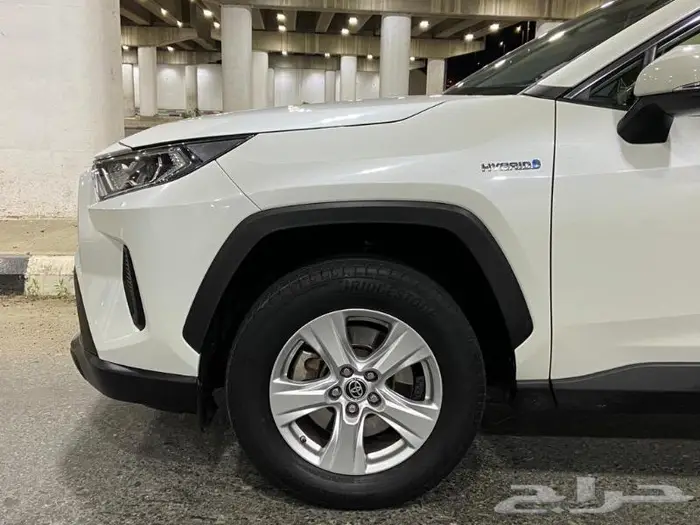 تويوتا راف فور 2500 ( 2021 )شبيه الزيرو مباع 15