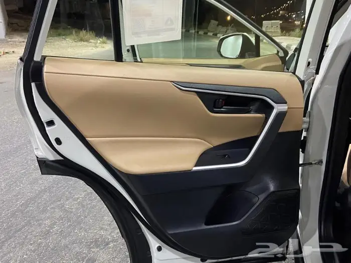 تويوتا راف فور 2500 ( 2021 )شبيه الزيرو مباع 54