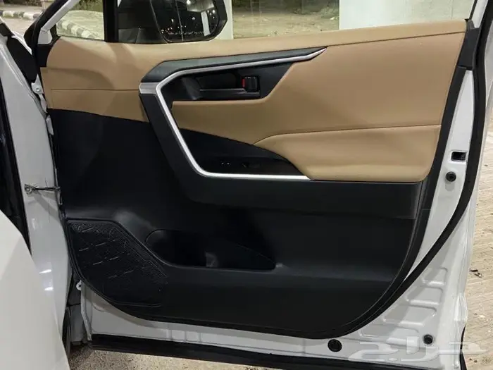 تويوتا راف فور 2500 ( 2021 )شبيه الزيرو مباع 47