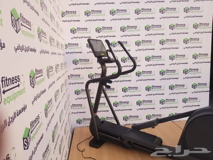 ( تم البيع ) Technogym Synchro Excite Live 16 P9000 5