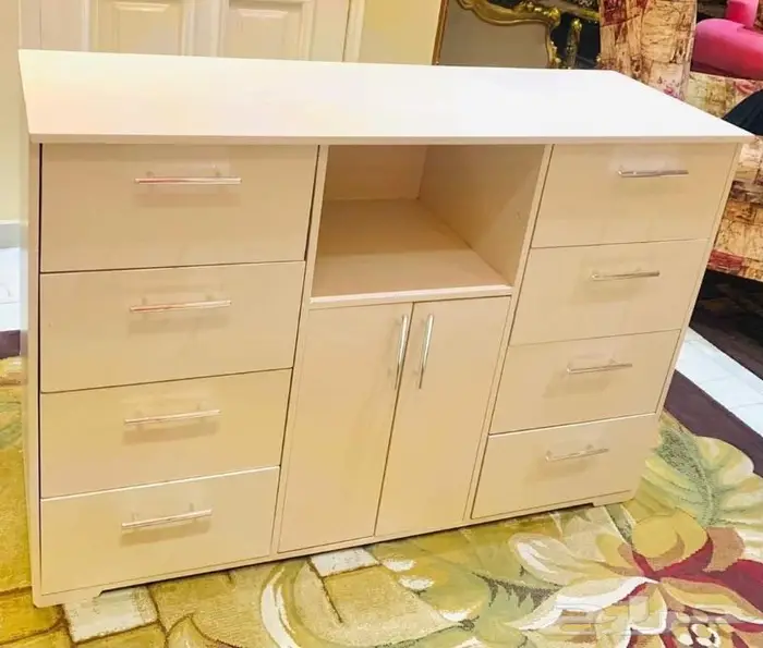 عمل جميع الديكورات الخشبيه 39