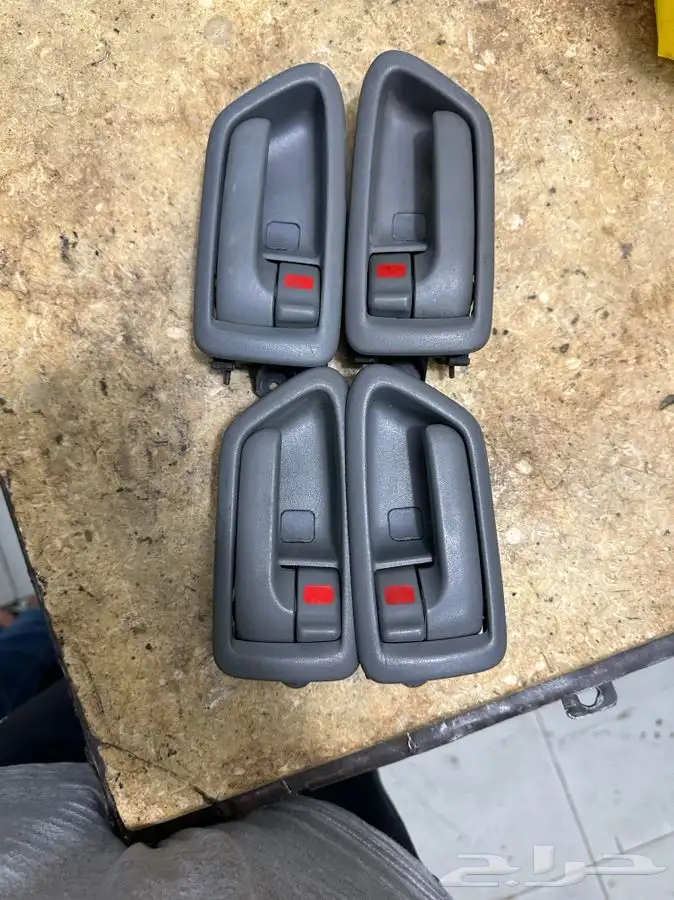 ايادي بيبان كامري 2002 0