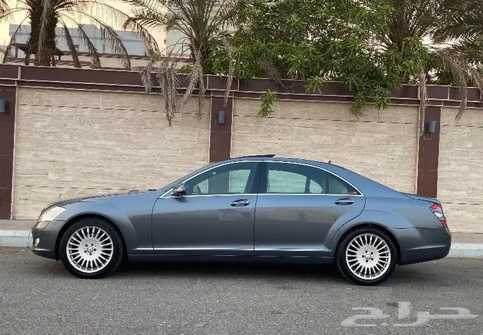 مرسيدس مخزن مباع 17