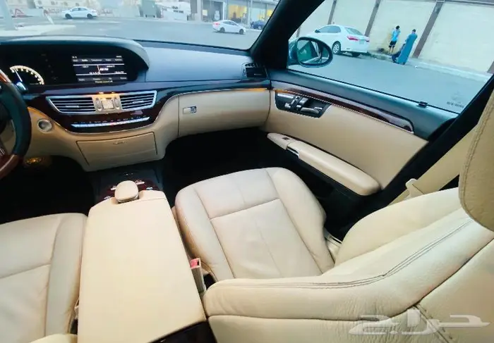 مرسيدس مخزن مباع 41