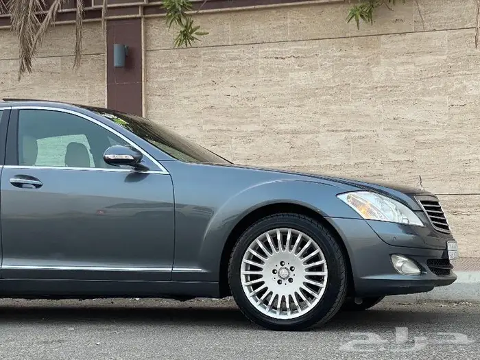 مرسيدس مخزن مباع 3