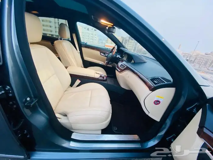 مرسيدس مخزن مباع 44