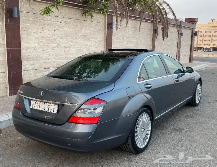 مرسيدس مخزن مباع 8