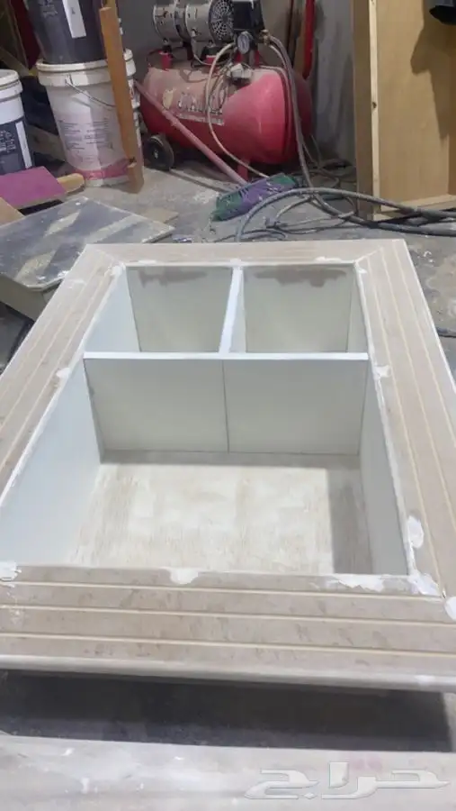 ديكور بديل المكيف الشباك خشب 18 ملي مرشوش ناري او زيتي على 7