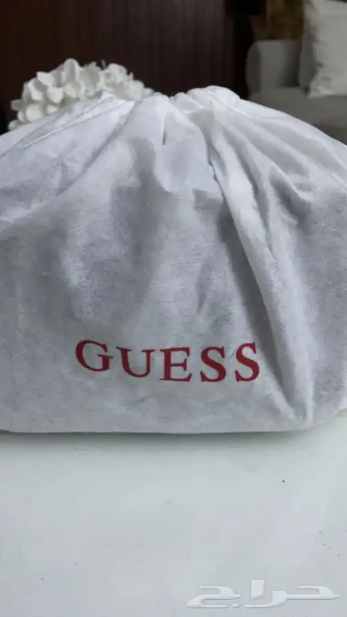 شنطة 3 حبات نفس الشكل واللون ماركه قس جديدة 0