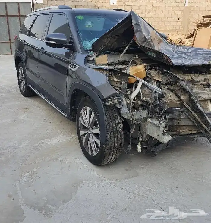 شانجان CS95 موديل 2020 مصدوم تشليح ((قطع غيار فقط)) 2