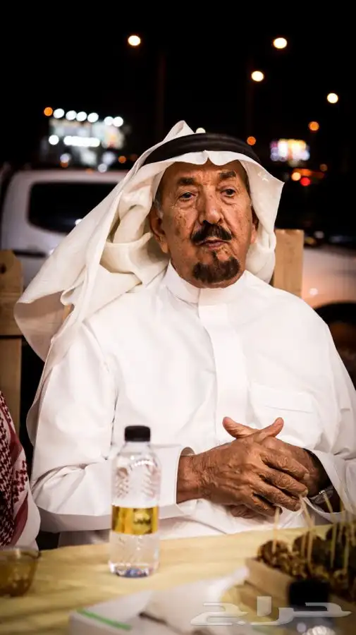 مصور اعلانات 4