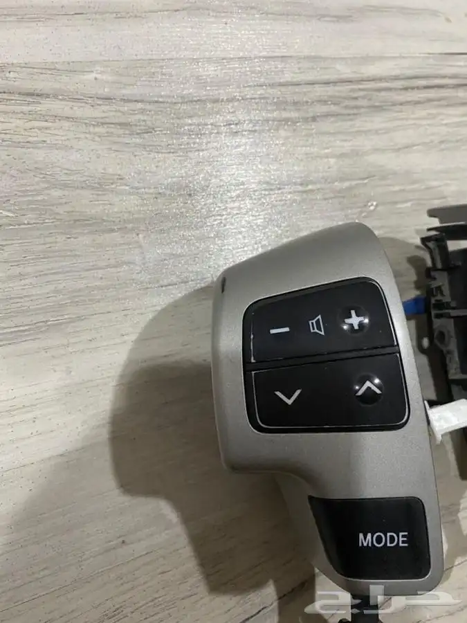 ازرار تحكم دركسون لاندكروزر اصلي عروض اليوم الوطني 1