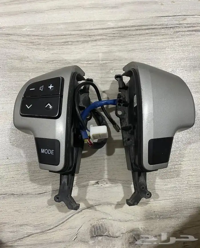 ازرار تحكم دركسون لاندكروزر اصلي عروض اليوم الوطني 0