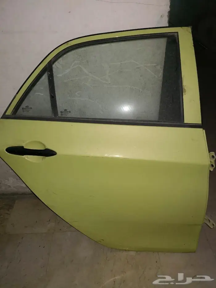 للبيع قطع غيار سيارات متنوع 7