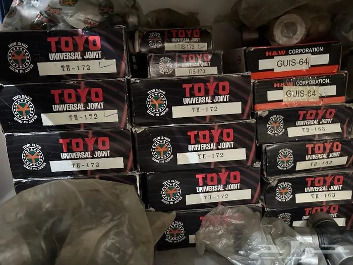 قطع غيار شاحنات هينو جميع الفئات700 و500و300 5