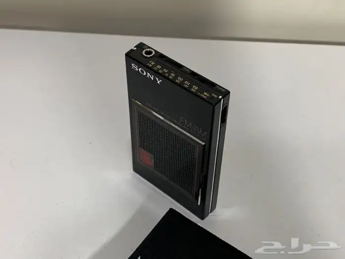 راديو سوني s11w الصغير والنادر (مخزن) 1983 2