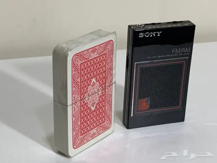راديو سوني s11w الصغير والنادر (مخزن) 1983 8