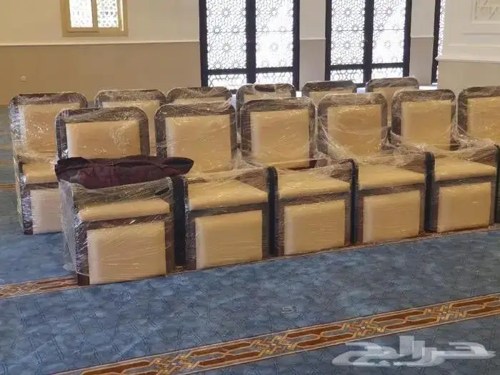 تكاية مساندظهر مساجد دواليب وحوامل مصاحف ديكورات مساجد 22