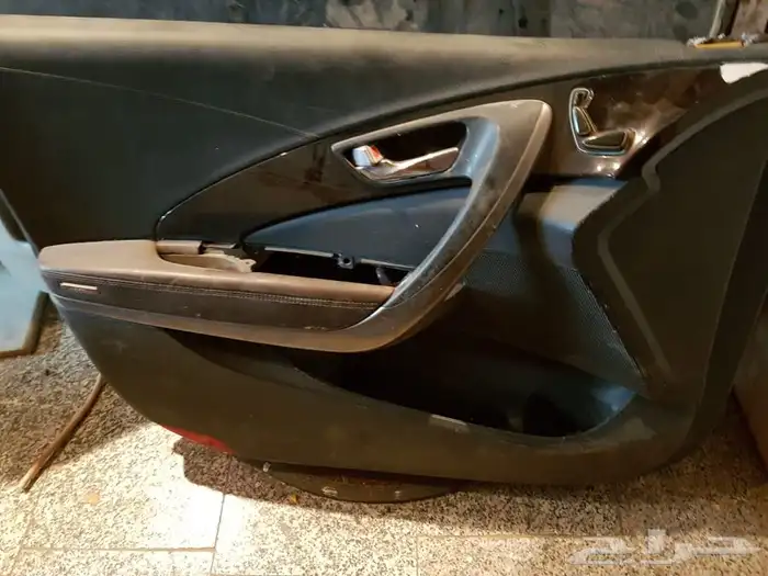 ديكور باب هونداي ازيرا وزجاج ومكينة وسنتر لوك 0