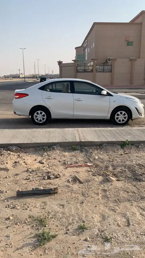 يارس 2019 مخزنه (تم البيع) 3