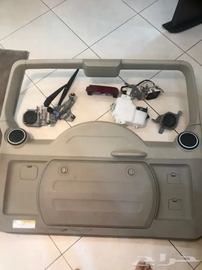 قطع غيار باجيرو اصلي مستعمل 8