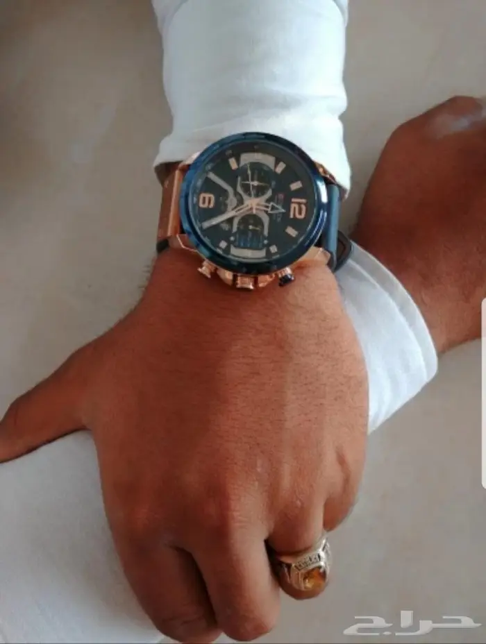 ساعة فخمه ماركة أصليه مع قلم أنيق ومميز 12
