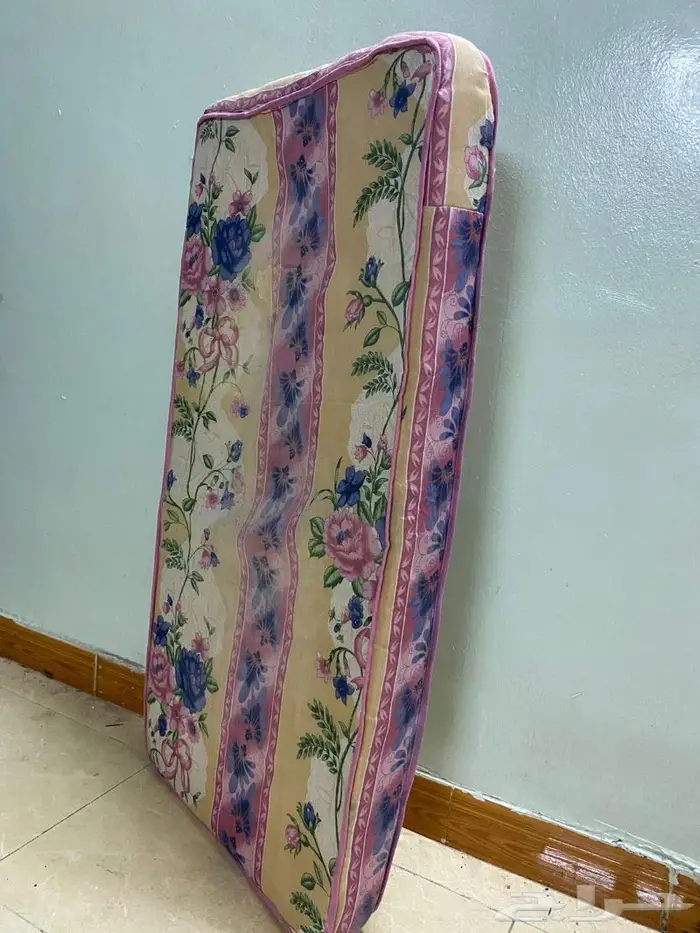 سريراطفال مع المرتبه 1