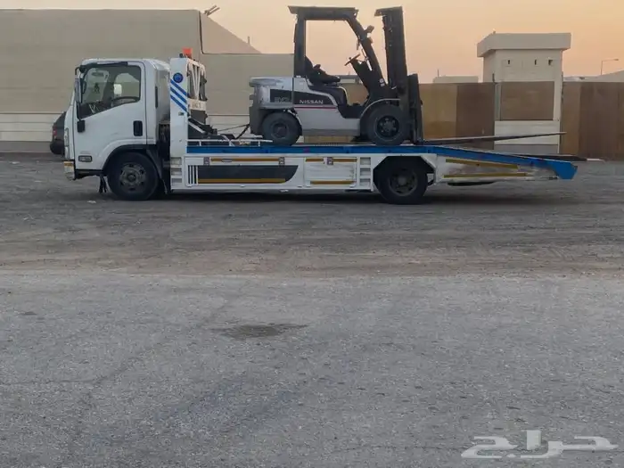 تأجير فوركلفت رافعه سطحه سكينه شوكه 11