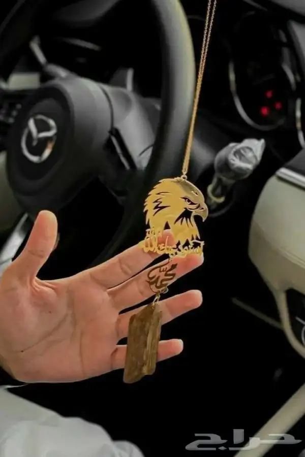 تعليقات سياره بالاسم زين سيارتك وسارة من تحب   10