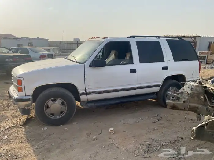 قطع غيار تشليح يوكن 1999 1
