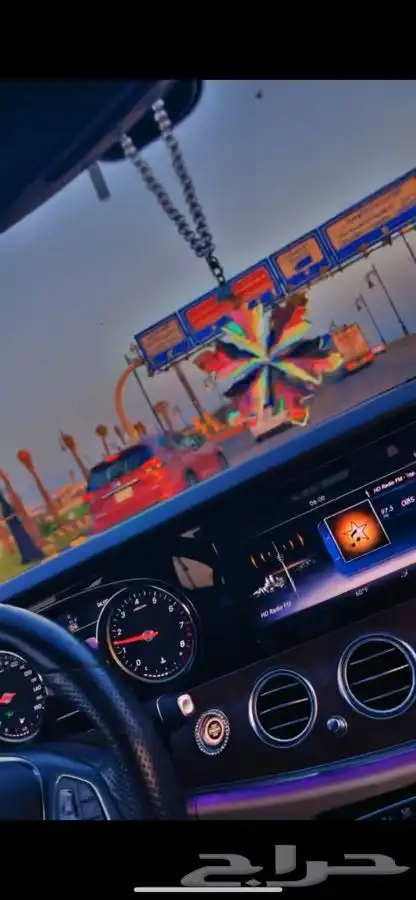 للبيع شاشة مرسيدس بنز E300 1