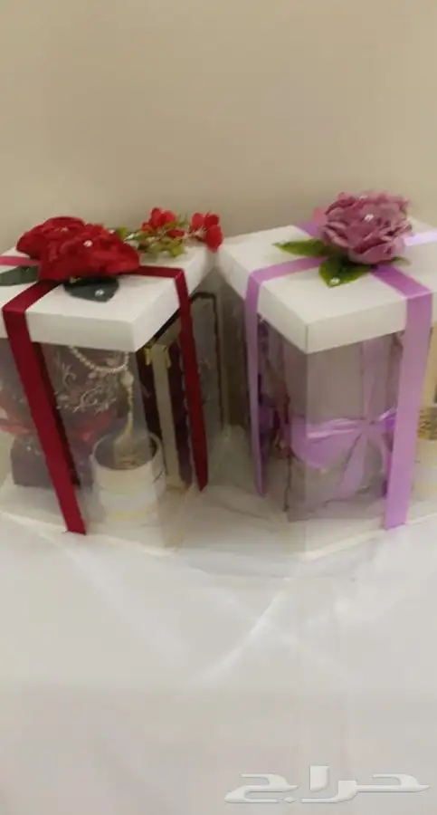 بوكسات هدايا 16