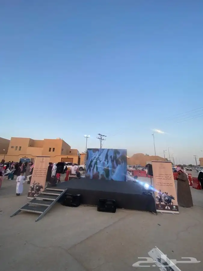 تاجير شاشات واضاءة 0