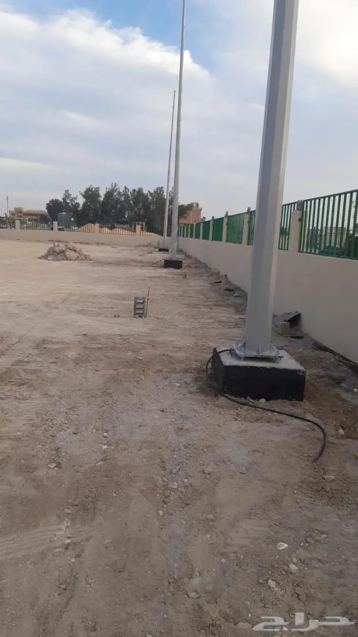 انارة ملاعب وتركيب اعمدة انارة 3