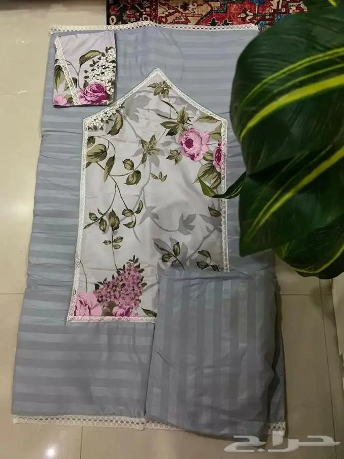 اطقم شراشف الصلاة مبطنه بالجمله 0