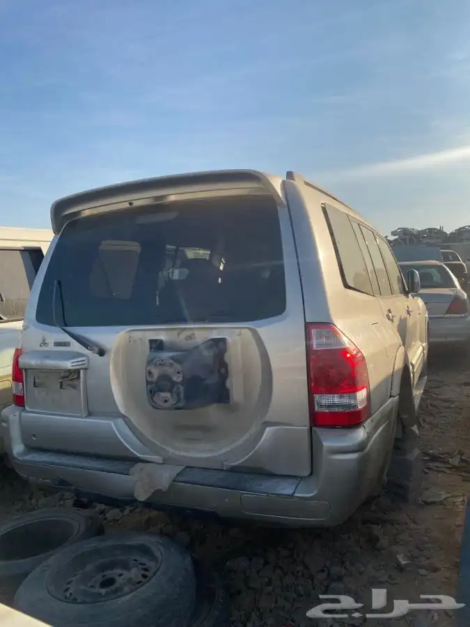 قطع غيار تشليح متسوبيشي باجيرو 2005 12