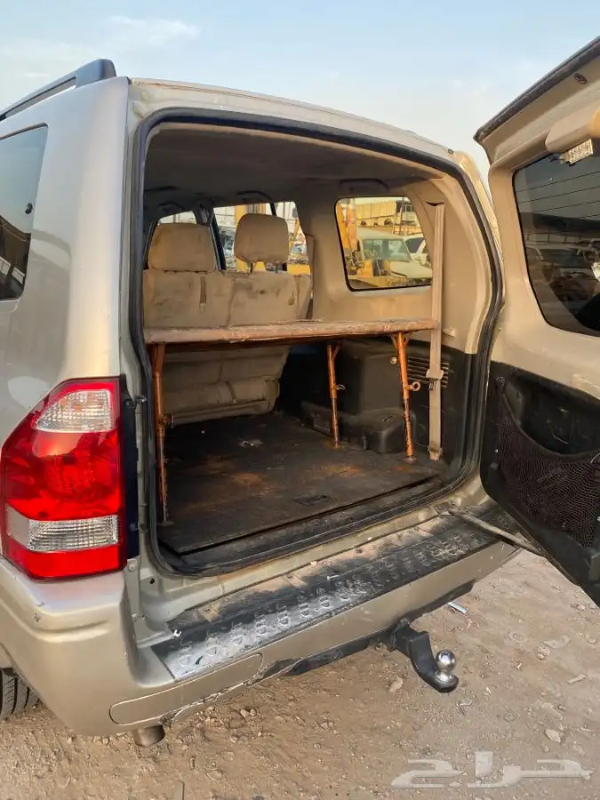 قطع غيار تشليح متسوبيشي باجيرو 2005 5