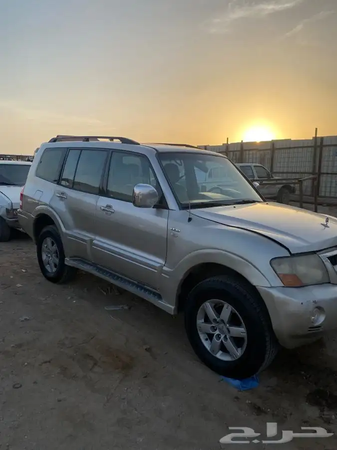 قطع غيار تشليح متسوبيشي باجيرو 2005 3