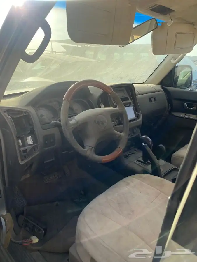 قطع غيار تشليح متسوبيشي باجيرو 2005 15