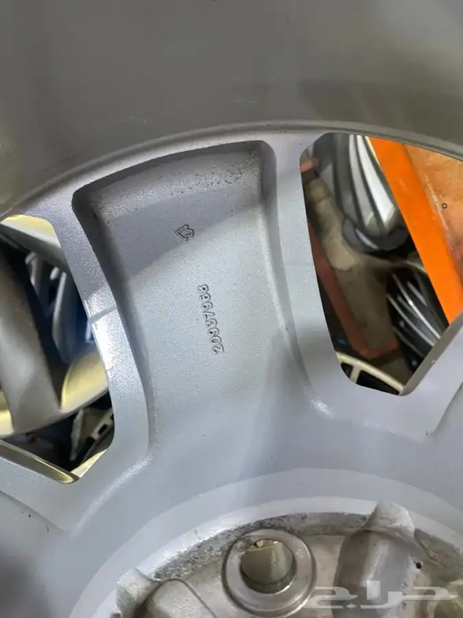 جنوط جمس سيرا 2016 2018مقاس 20 5