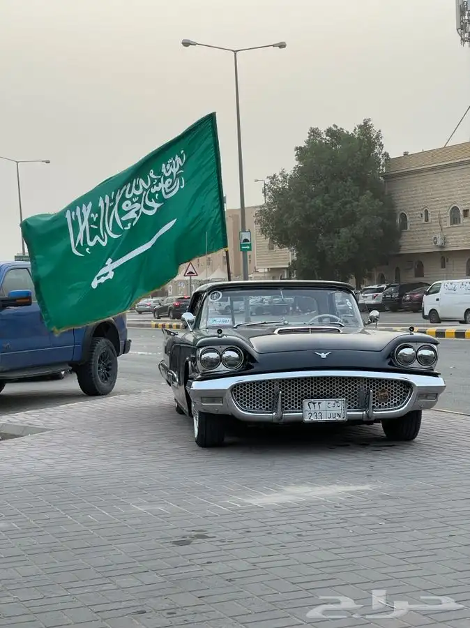 سيارات كلاسيك للأجار نادره وتعمل بشكل ممتاز لتصوير والعرض 30