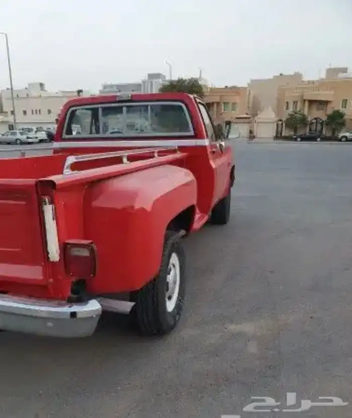 سيارات كلاسيك للأجار نادره وتعمل بشكل ممتاز لتصوير والعرض 14