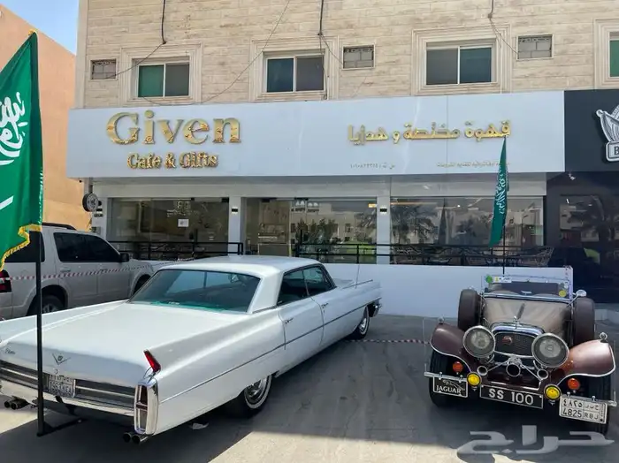سيارات كلاسيك للأجار نادره وتعمل بشكل ممتاز لتصوير والعرض 6