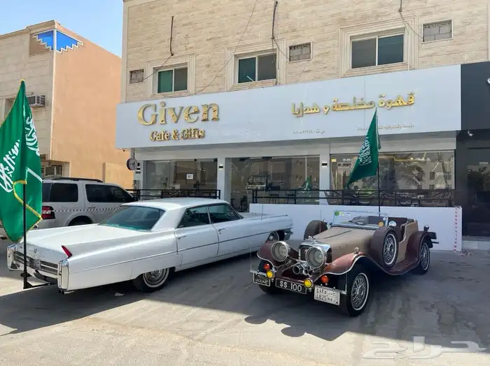 سيارات كلاسيك للأجار نادره وتعمل بشكل ممتاز لتصوير والعرض 7