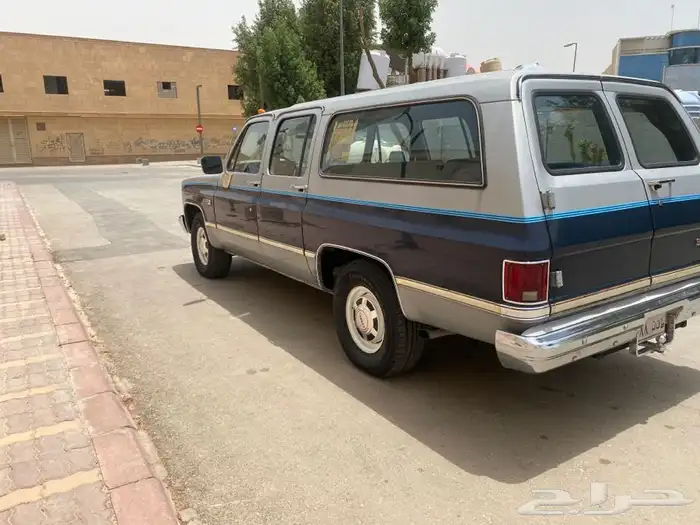سيارات كلاسيك للأجار نادره وتعمل بشكل ممتاز لتصوير والعرض 33