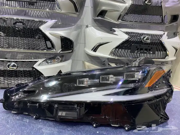 شمعة لكزس ESموديل 2023 يسار 4